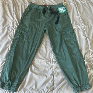 UNIONBAY Stretch Cargo Pants in Olive